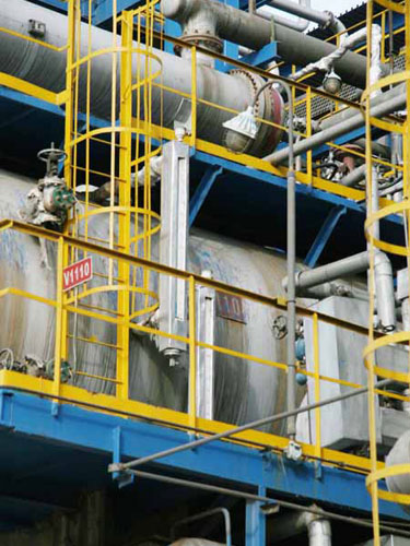 石英玻璃管液位計應用在齊魯煉油廠
